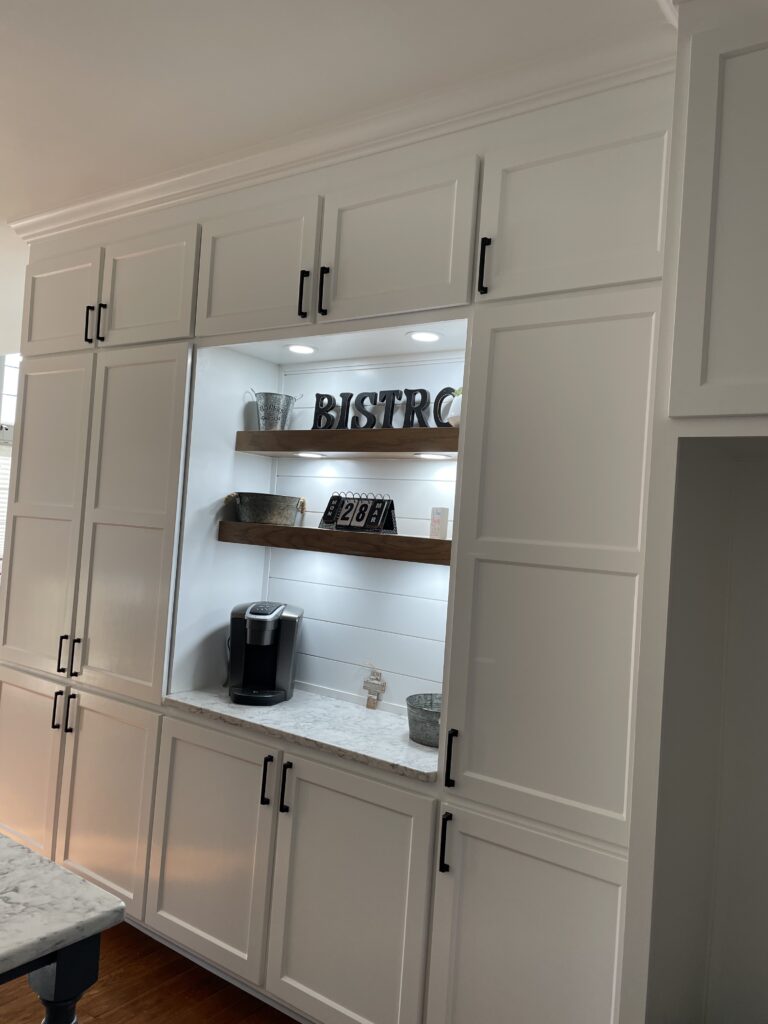 kitchen-and-built-ins